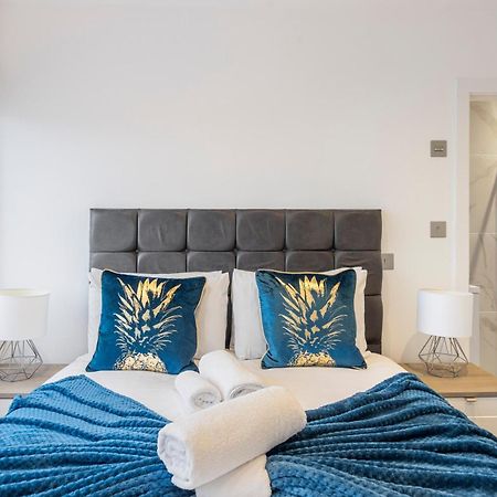 Luxurious 2 Bedroom - Apartment - Central Location Londra Dış mekan fotoğraf