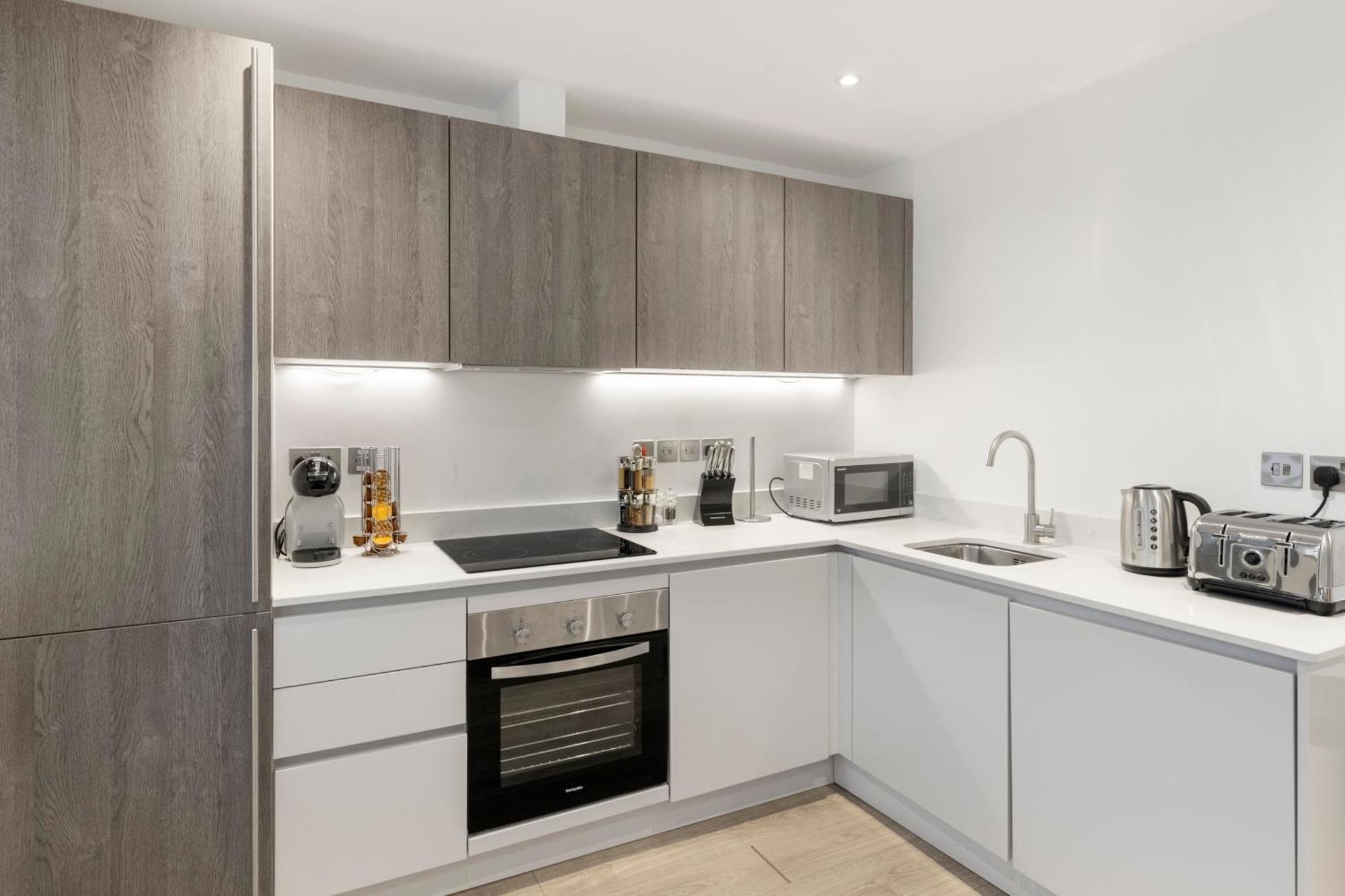 Luxurious 2 Bedroom - Apartment - Central Location Londra Dış mekan fotoğraf